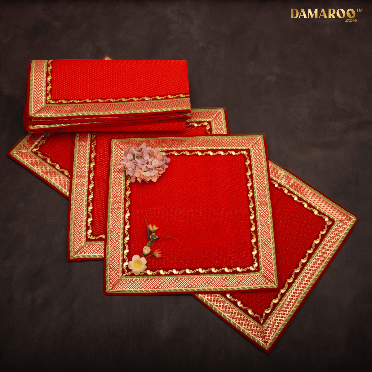 The Courtyard Aasan Set of 4