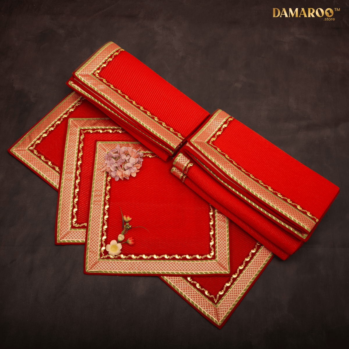 The Courtyard Aasan Set of 5