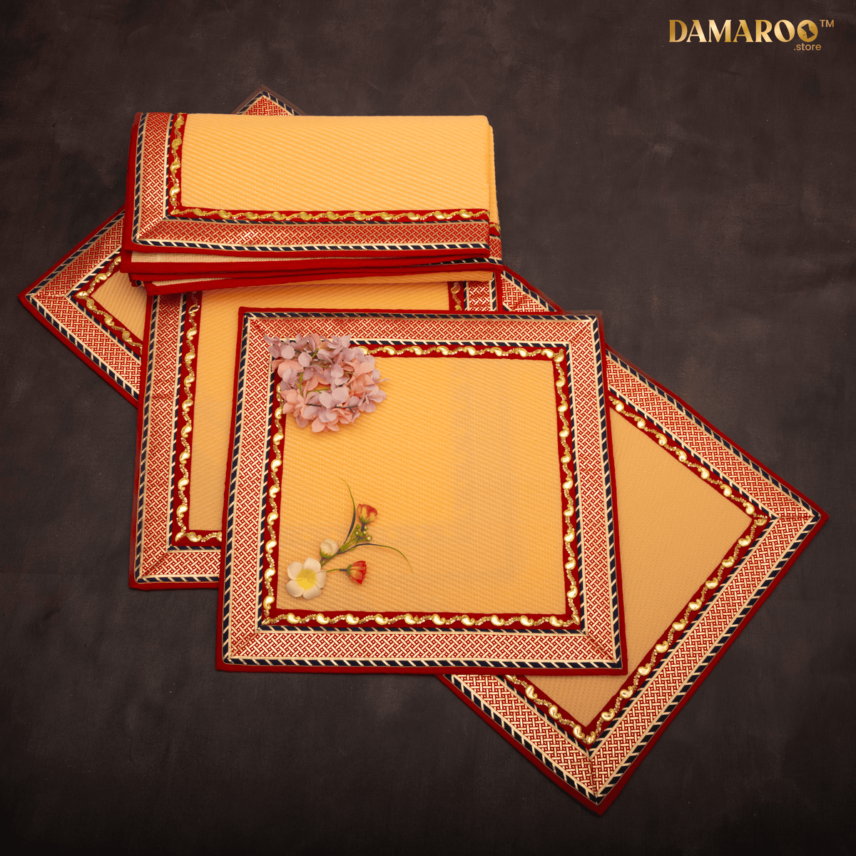 The Courtyard Aasan Set of 4